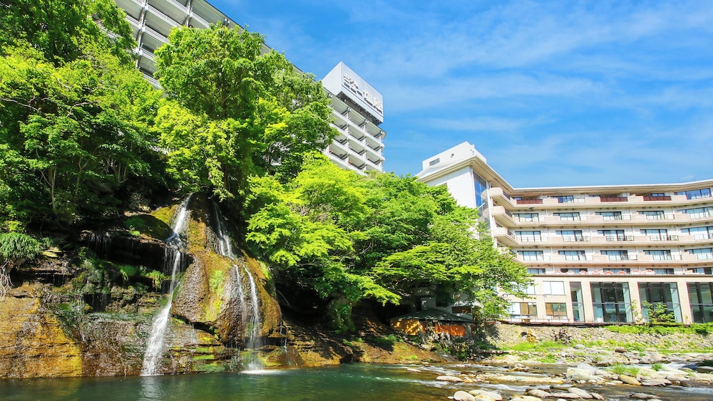 New Shiobara Hotel 51/53
