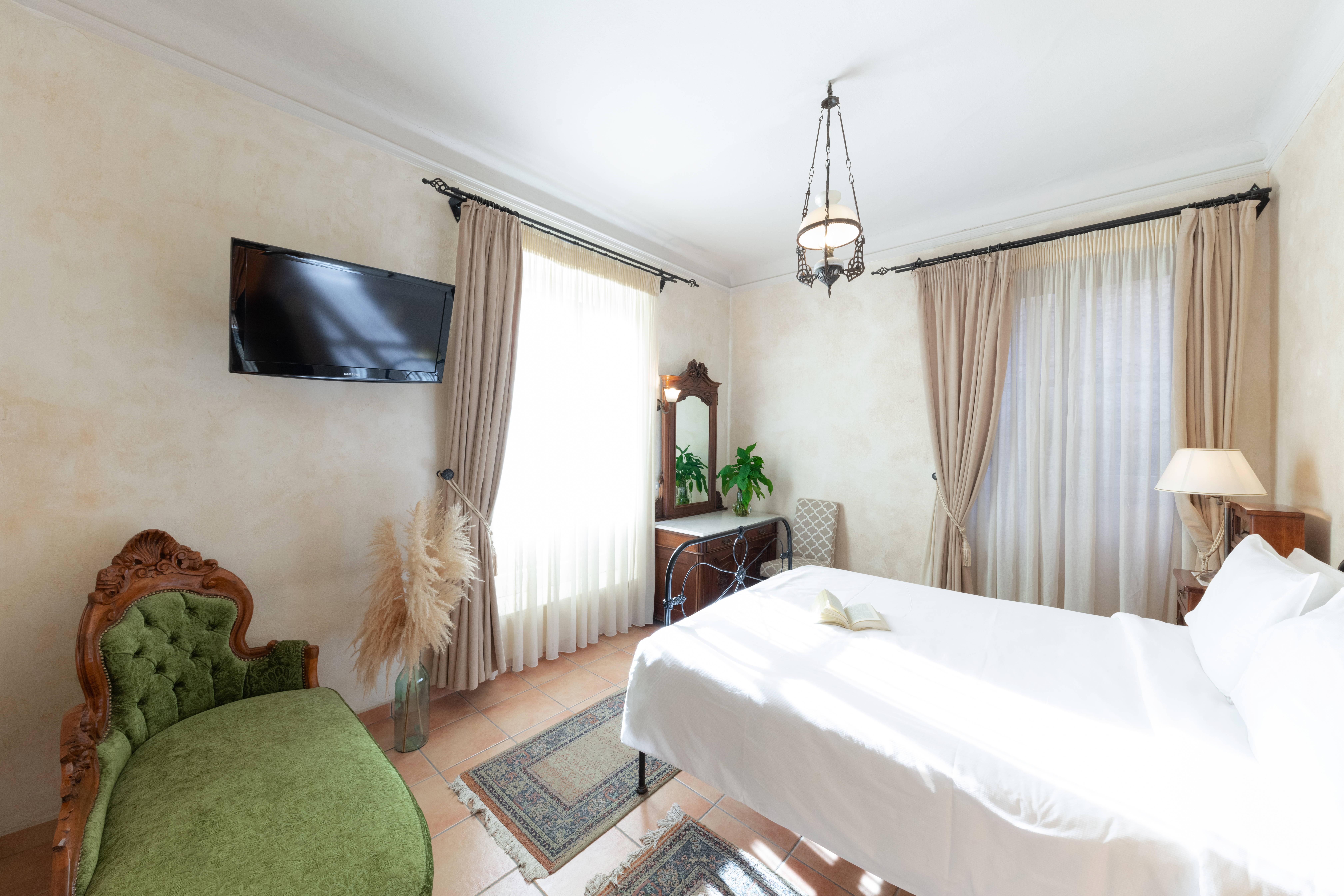 غرفة قياسية بسرير مزدوج أو سريرين منفصلين، Nafsimedon Hotel 2/8