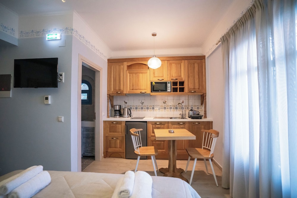 ELYSIUM LIVING 45/76