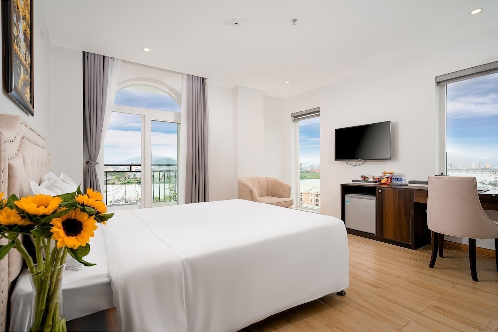 RHM Luxury Hotel And Suite 20/53