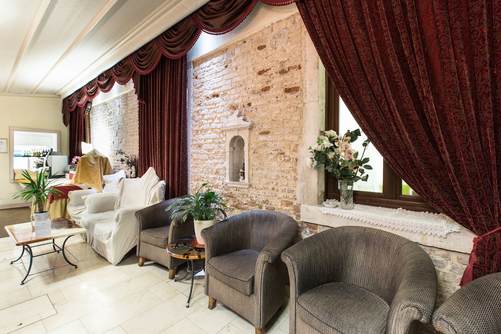 Hotel Alcyone 53/63