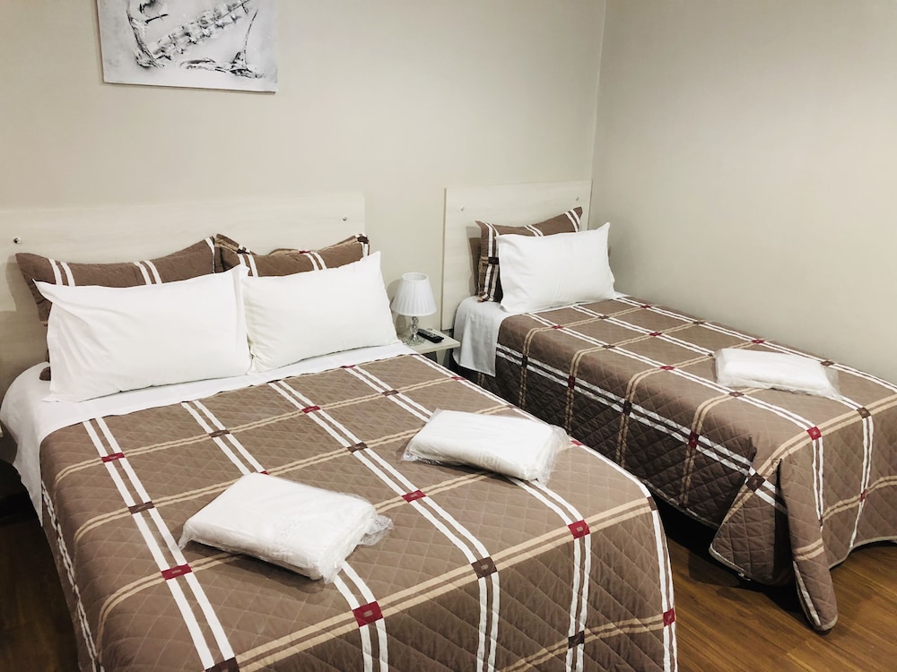 Premium, Apartment, Triple, 1 Double and 1 Single Bed