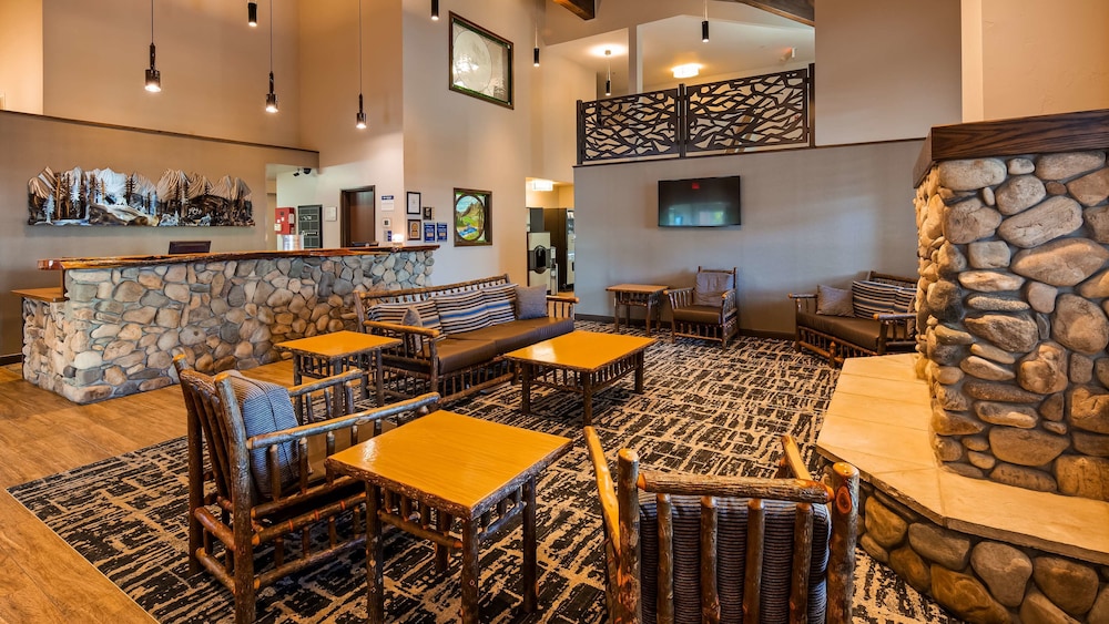 Best Western Sawtooth Inn & Suites 23/34