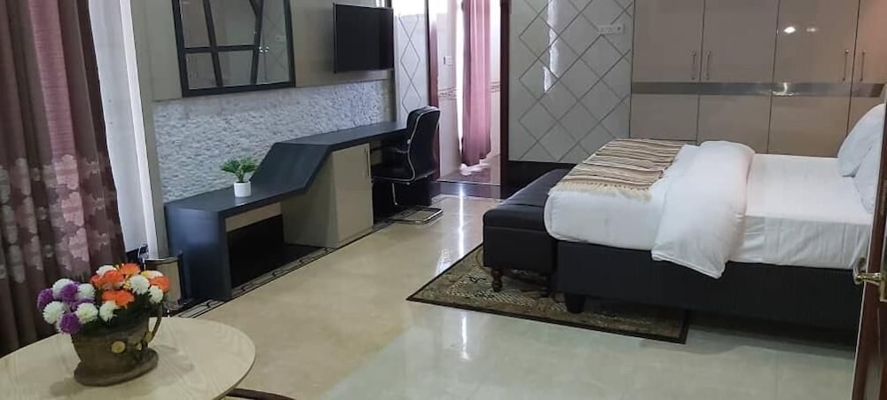 Lantana Hotel 16/46