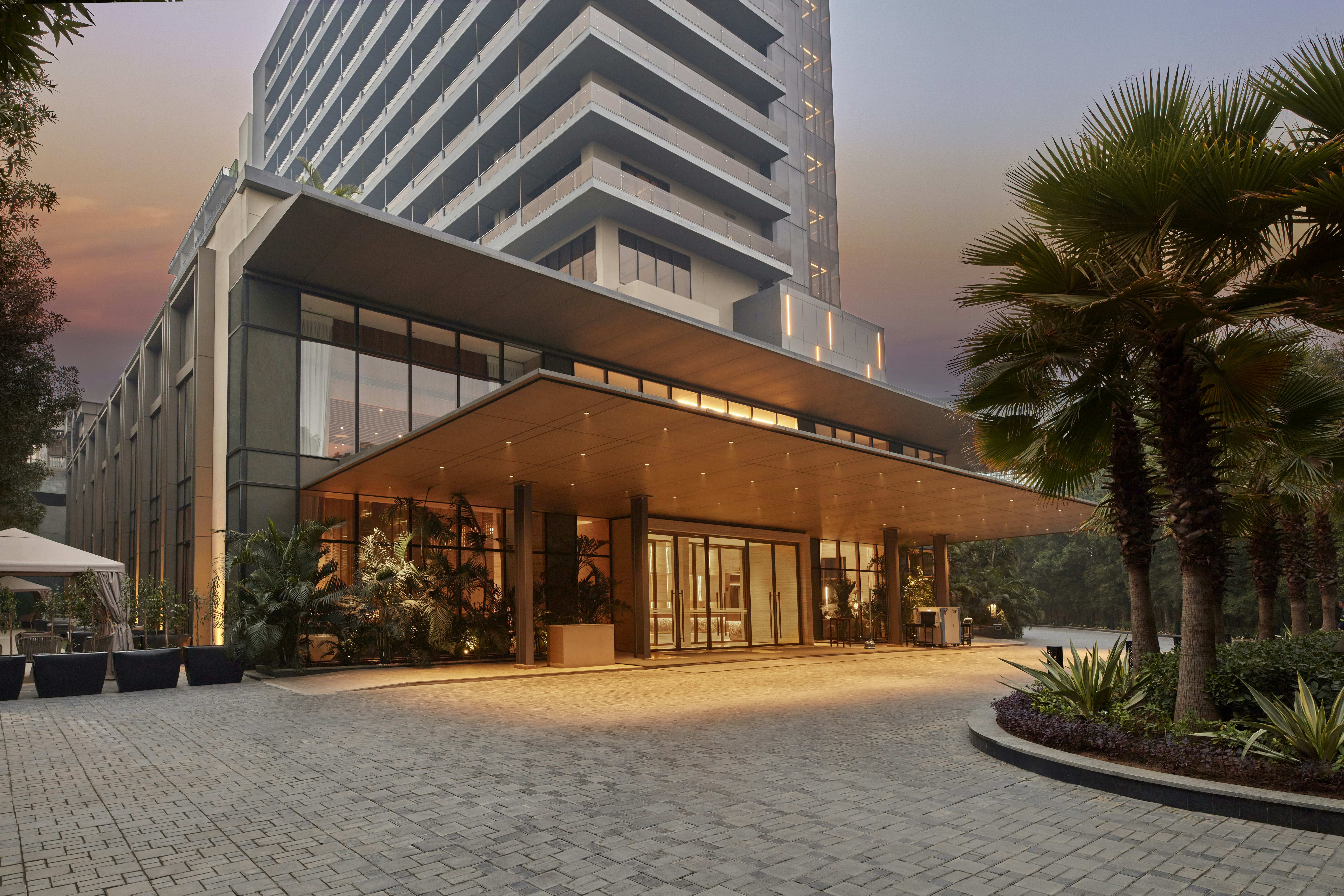 Hilton Gurugram Baani City Centre 57/60