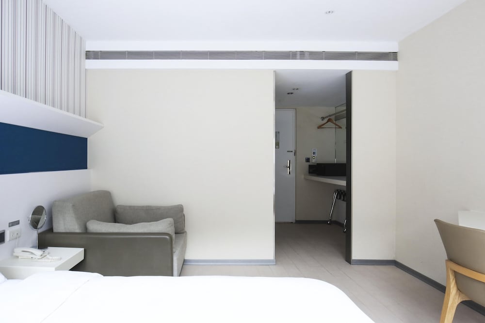Dandy Hotel Tianmu Branch 51/73