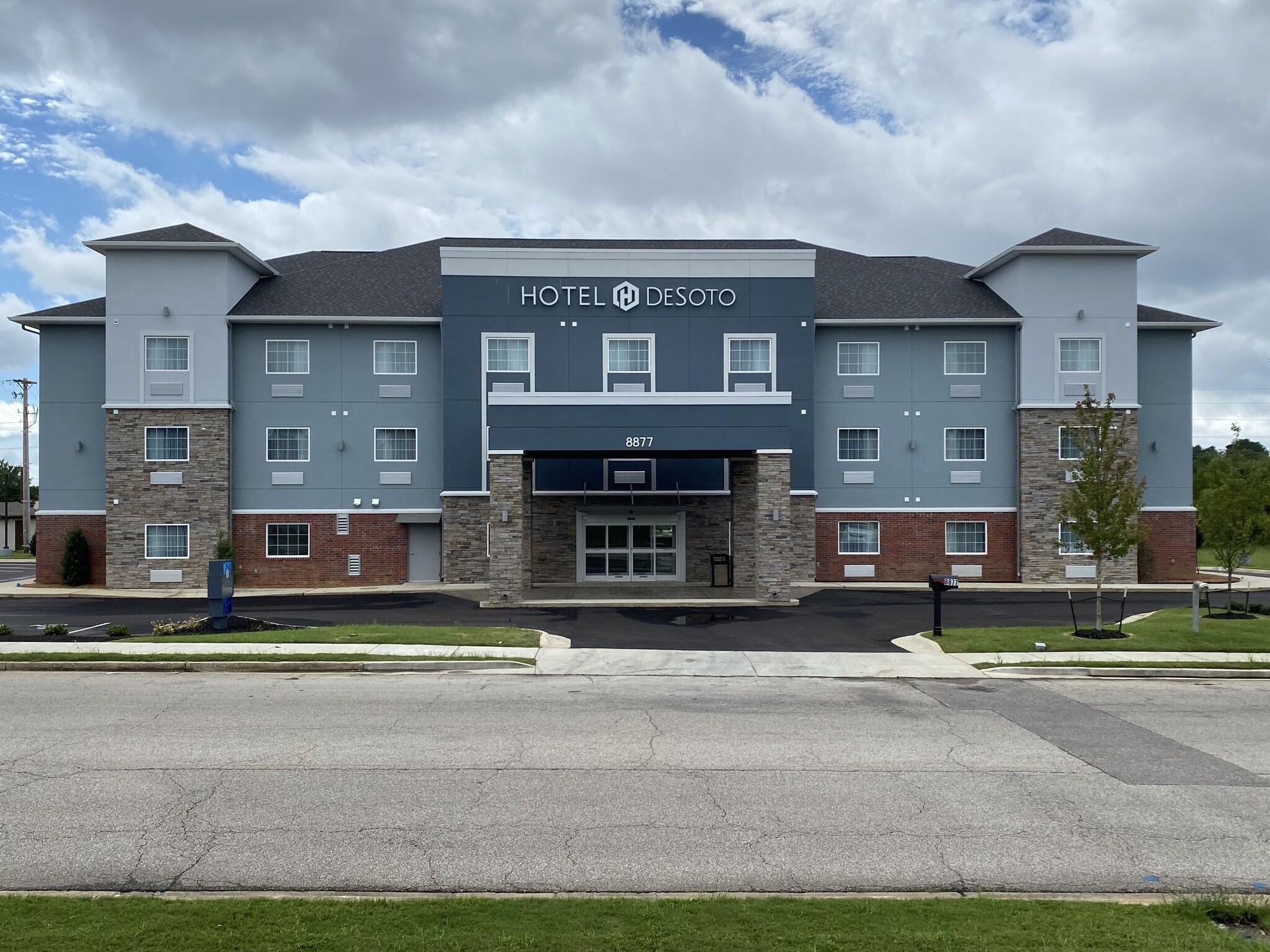 Hotel DeSoto 2/15