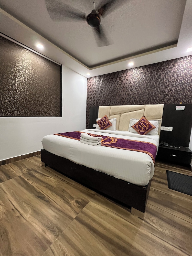 Hotel Royal Inn Igi 14/41