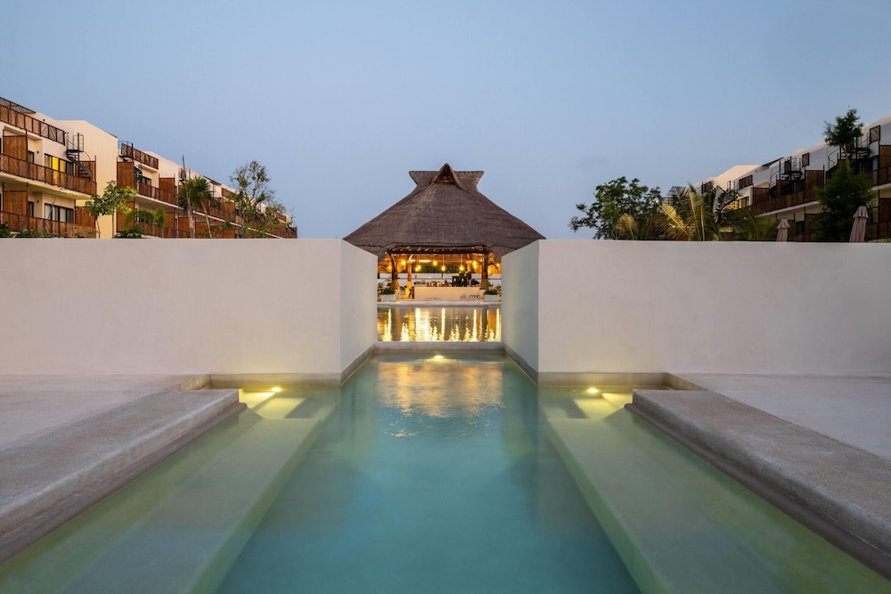 Wyndham Tulum 5/60