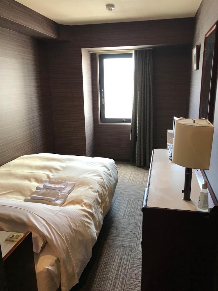 Hotel Crown Hills Nakamura 38/68