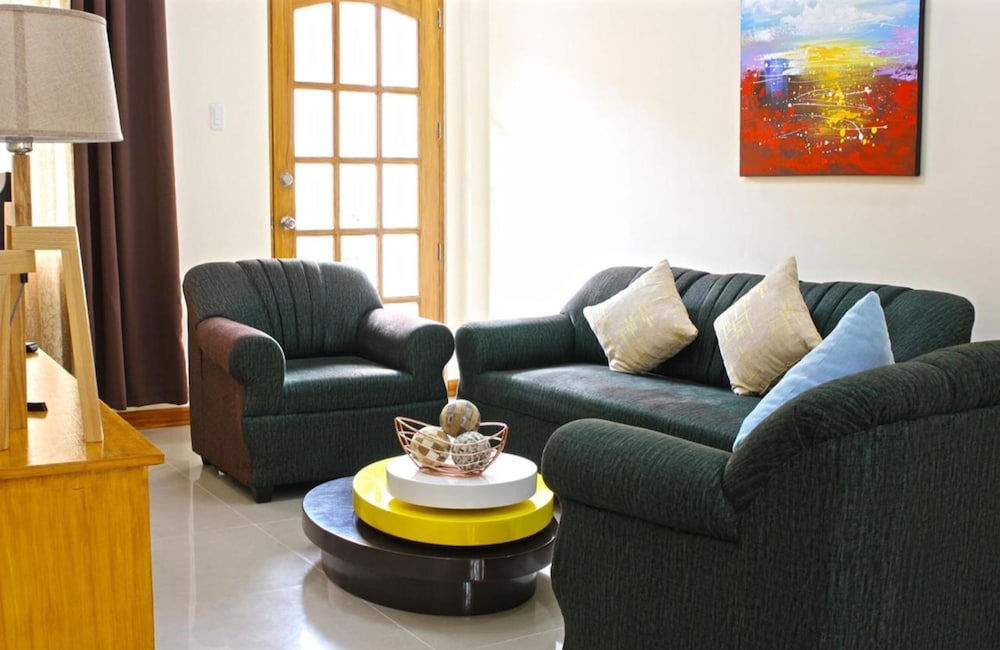 Laciaville Resort And Hotel 30/50