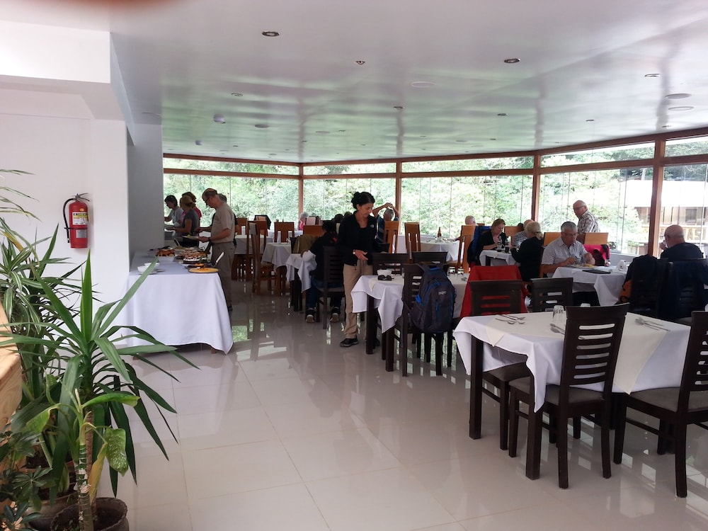 Hotel Wiracocha Inn 24/29