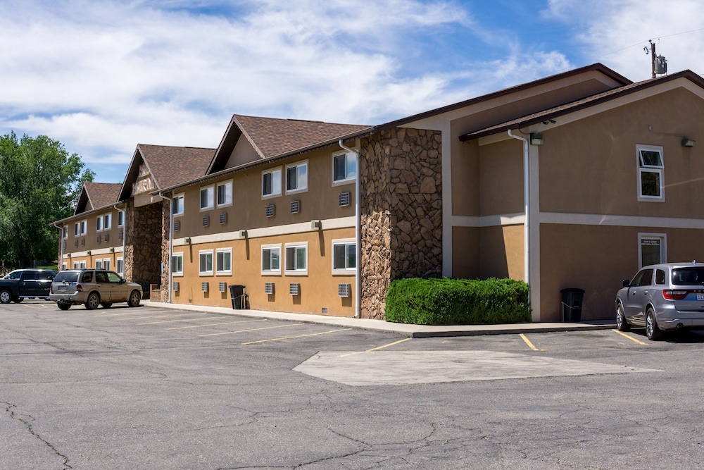 Red River Inn 64/74