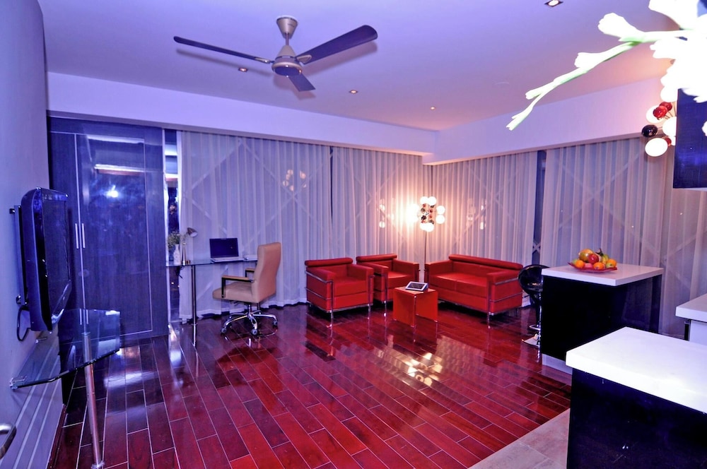 Royal Residence Dhaka 52/59