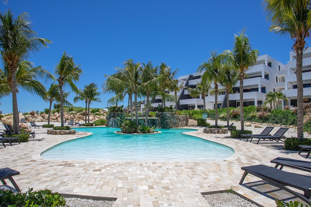 The Reef at Blue Bay Golf & Beach Resort 43/50