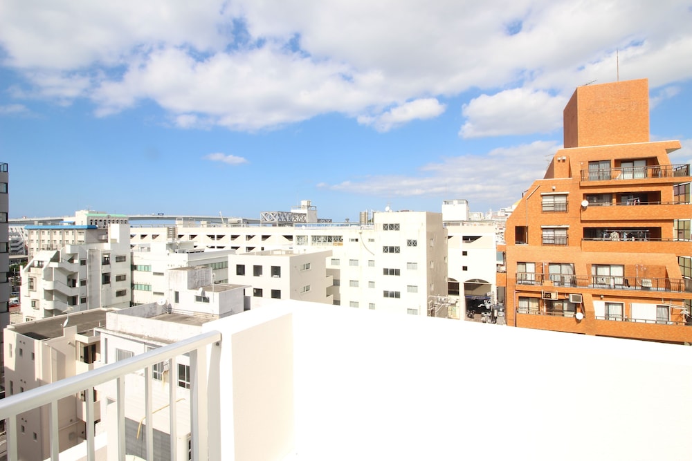 Condominium Felicita Naha 35/40