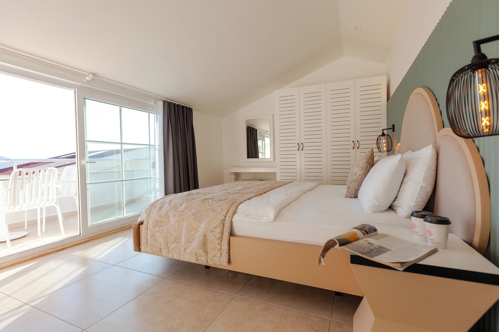Kalkan Suites 8/50