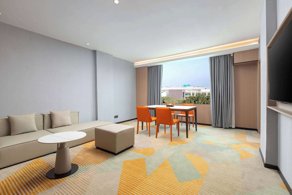 Hawthorn by Wyndham Guangzhou Baiyun Airport 15/20
