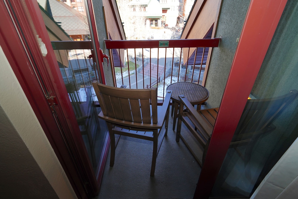 Heavenly Village Condos 27/67