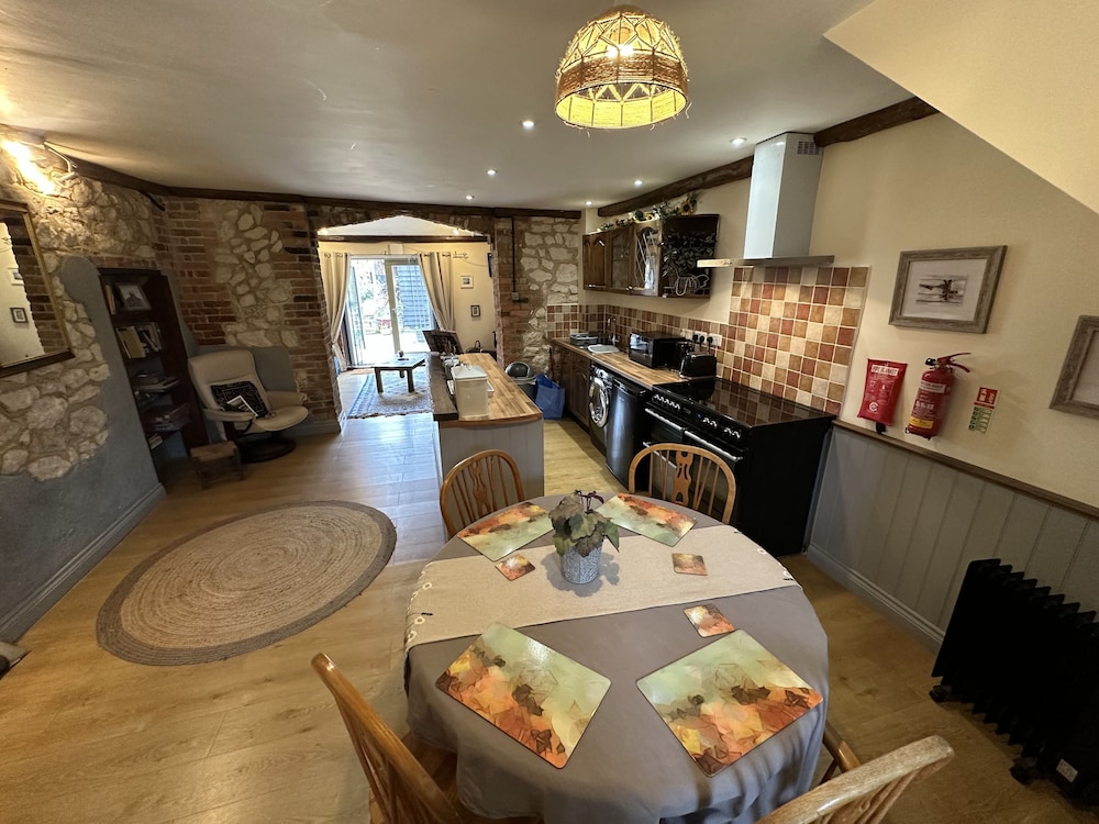 Norfolk Accommodation - mYminiBreak 38/50