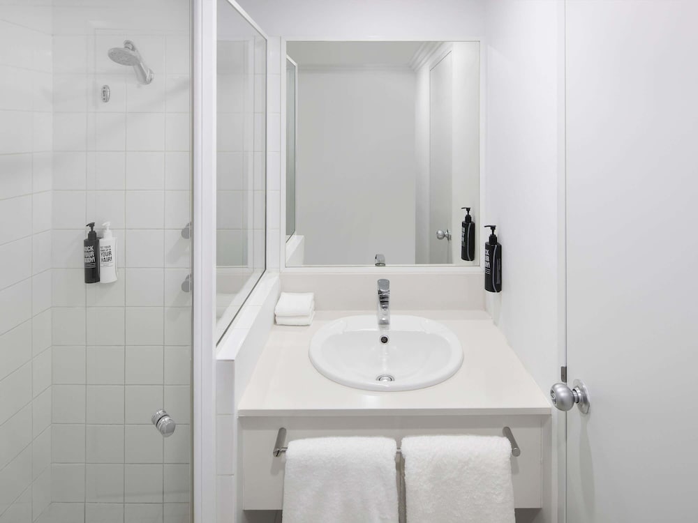 غرفة سوبيريور بسرير كوين، ibis Styles Sydney Central 8/9
