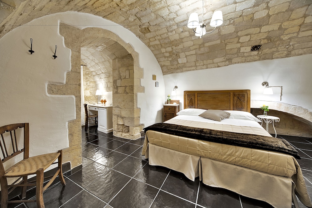 Hotel Sabbinirica 15/50
