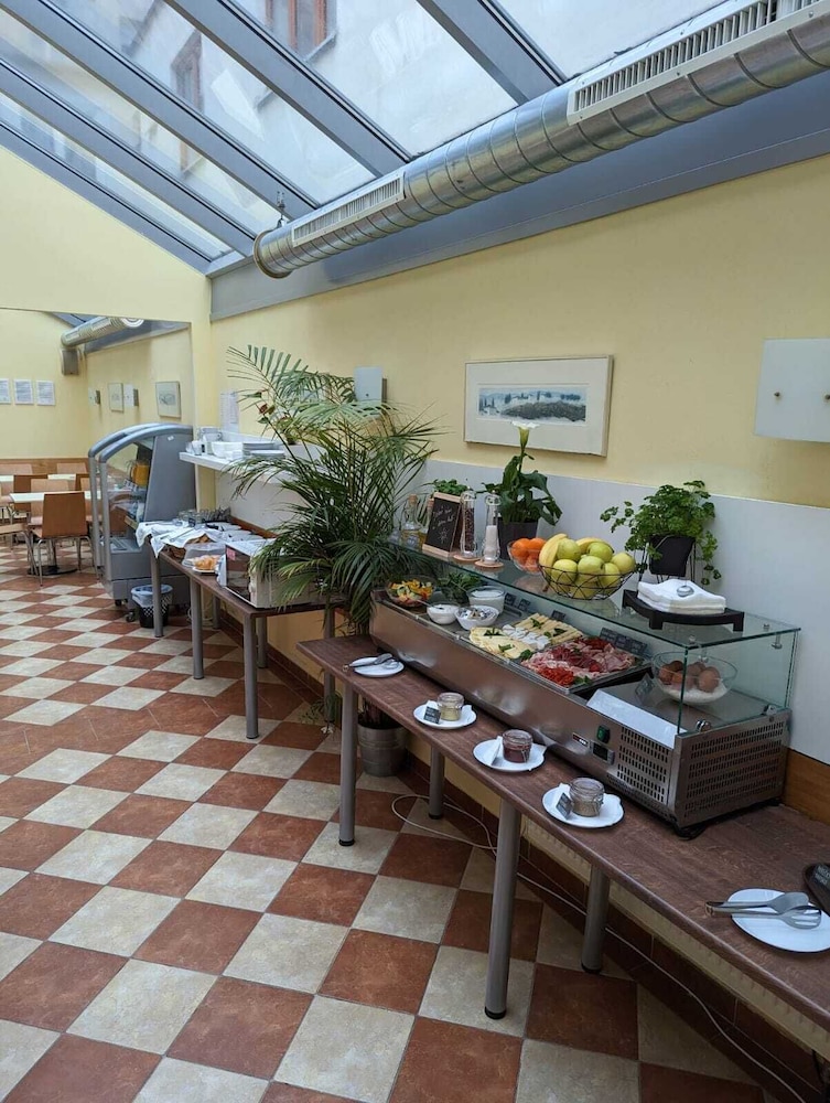 Claris Hotel 37/62