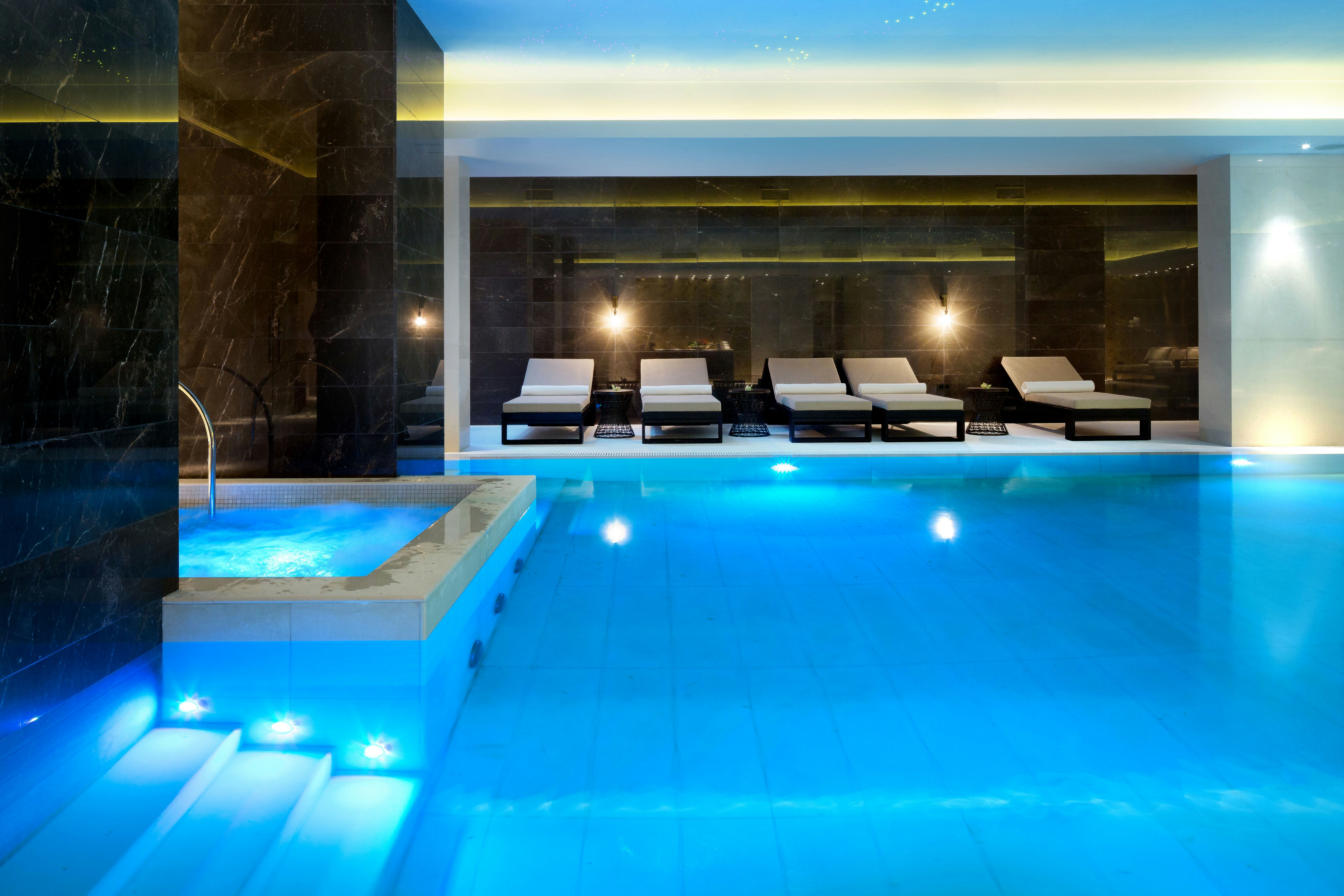 Hilton Kyiv 40/70