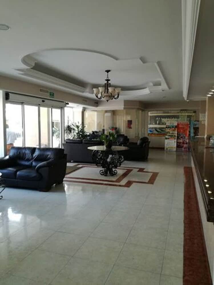 Hotel Baluarte 61/73