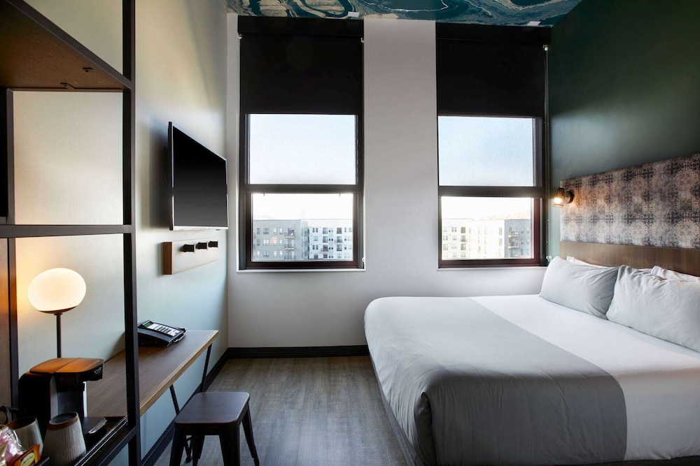 TRYP by Wyndham Pittsburgh/Lawrenceville 25/68
