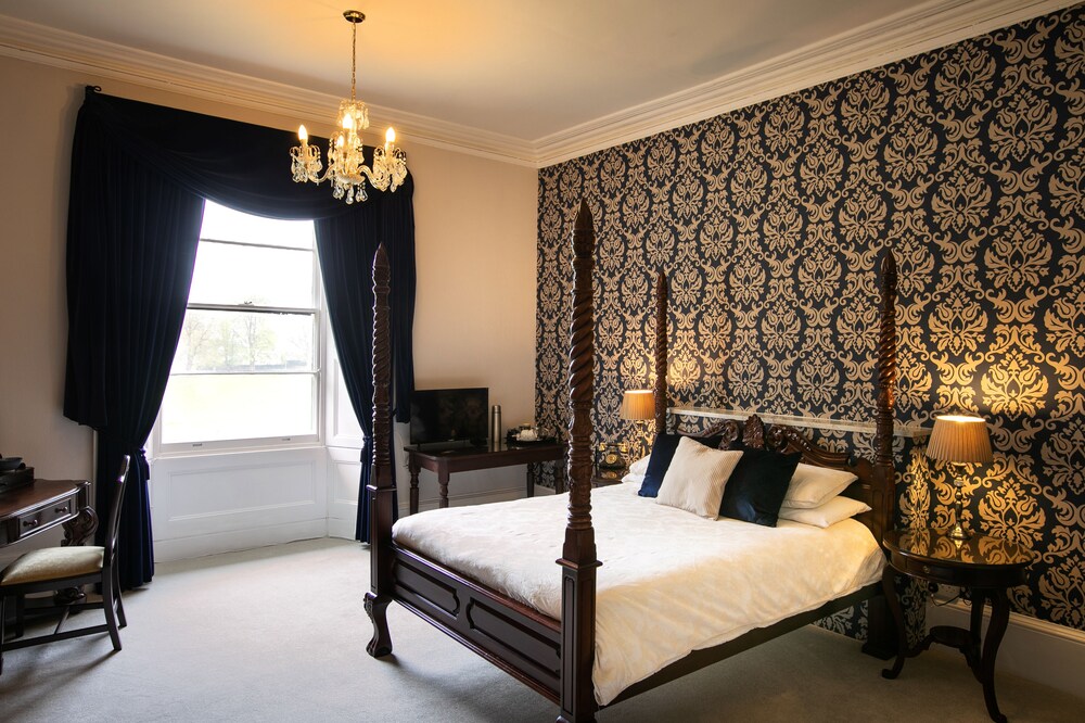 Room, 4 People, King Bed