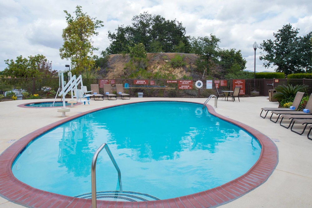 Towneplace Suites Thousand Oaks Ventura County 3/34