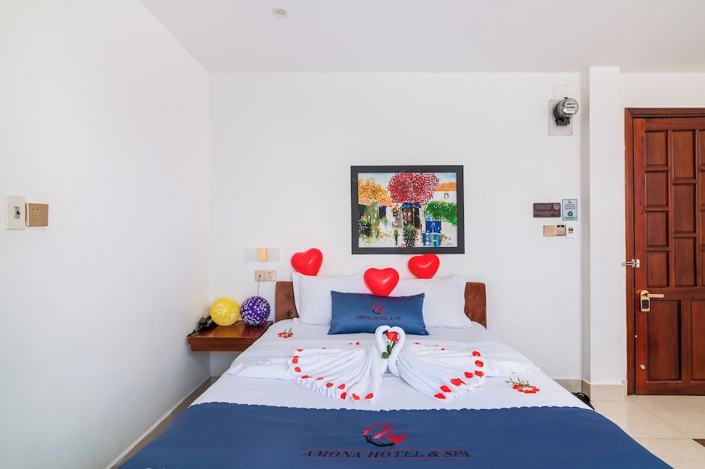 Amona Hotel 20/50