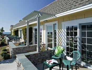 Fireside Inn On Moonstone Beach 6/39