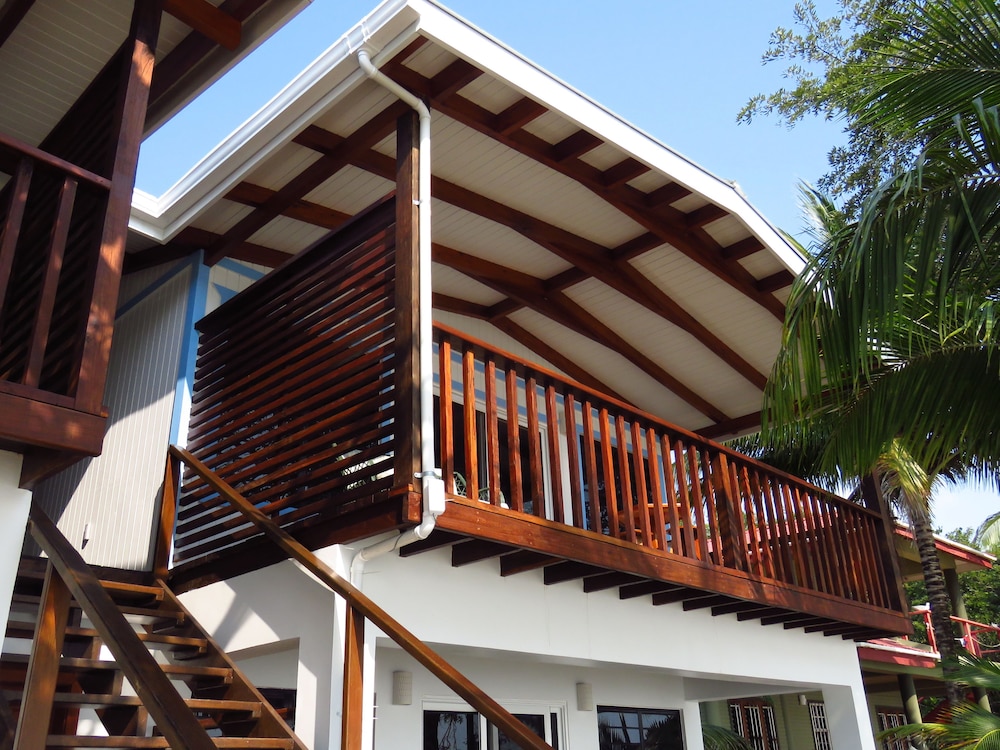 Maya Beach Hotel 2/82