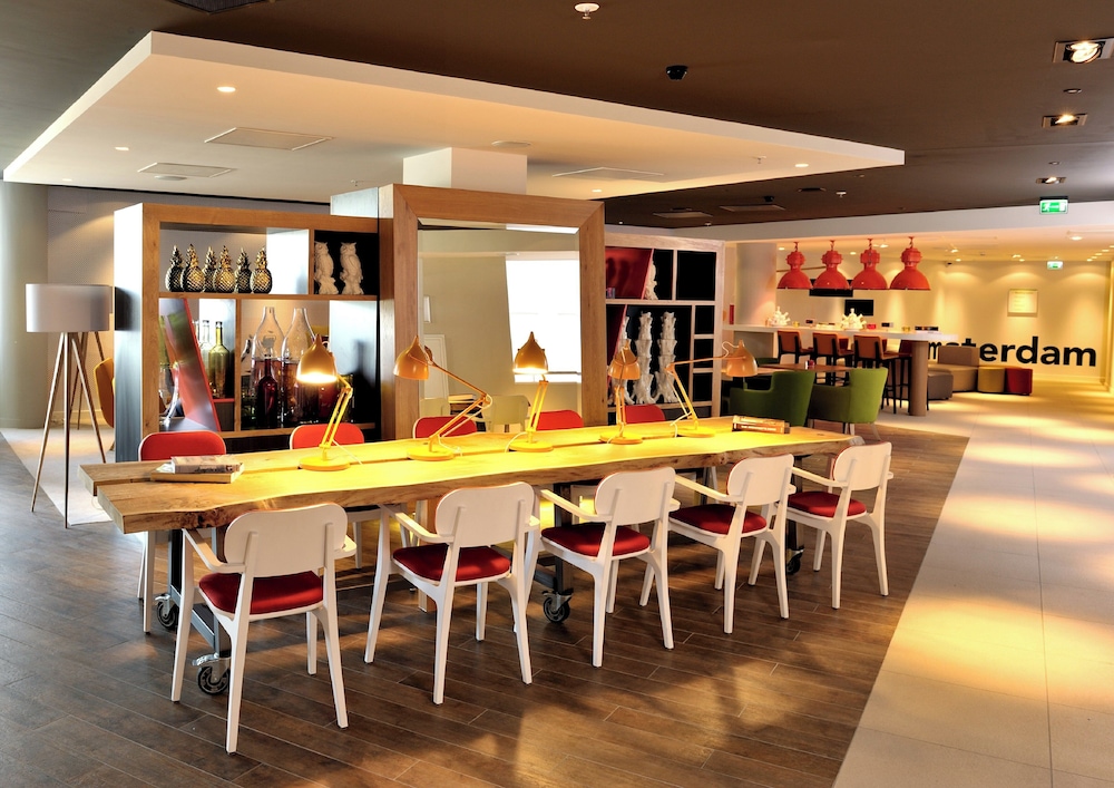 Holiday Inn Express Amsterdam Arena Towers 54/74