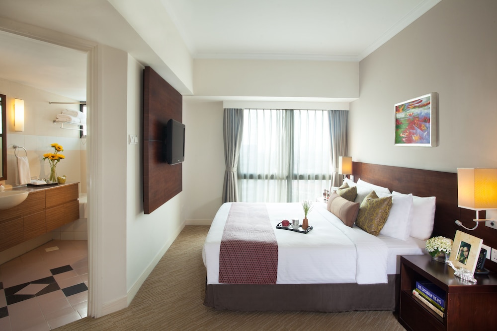 Somerset Grand Hanoi Hotel 18/49