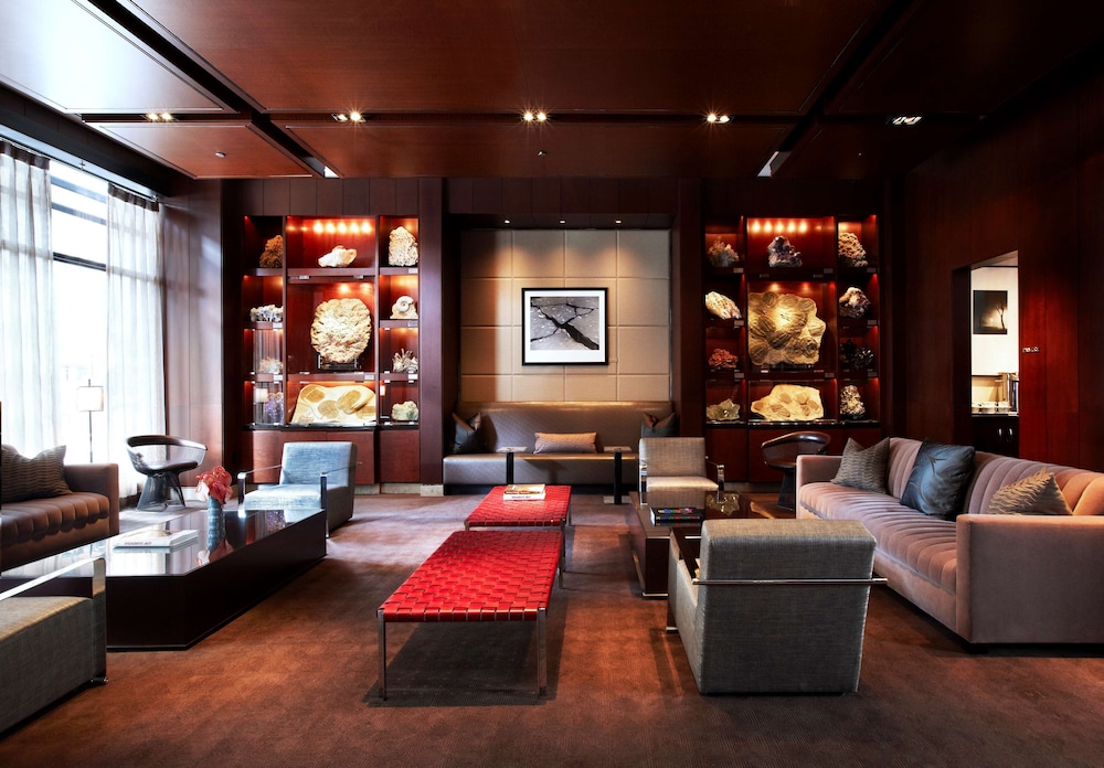 Park Hyatt Chicago 67/91