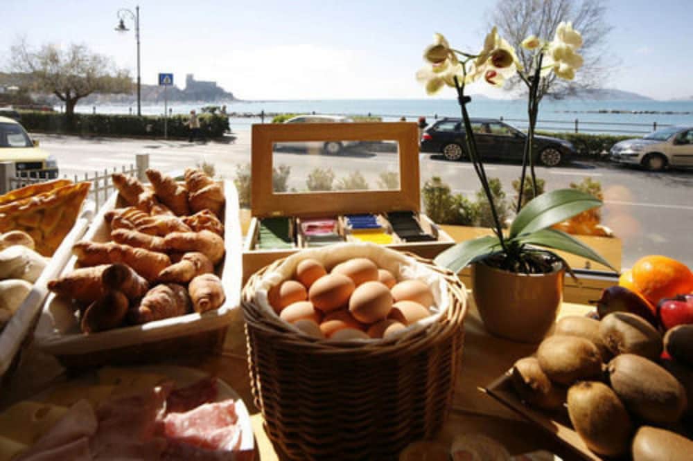Hotel Florida Lerici 38/64