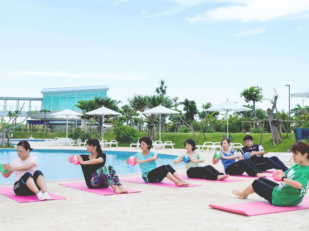 Southern Beach Hotel and Resort Okinawa 64/74