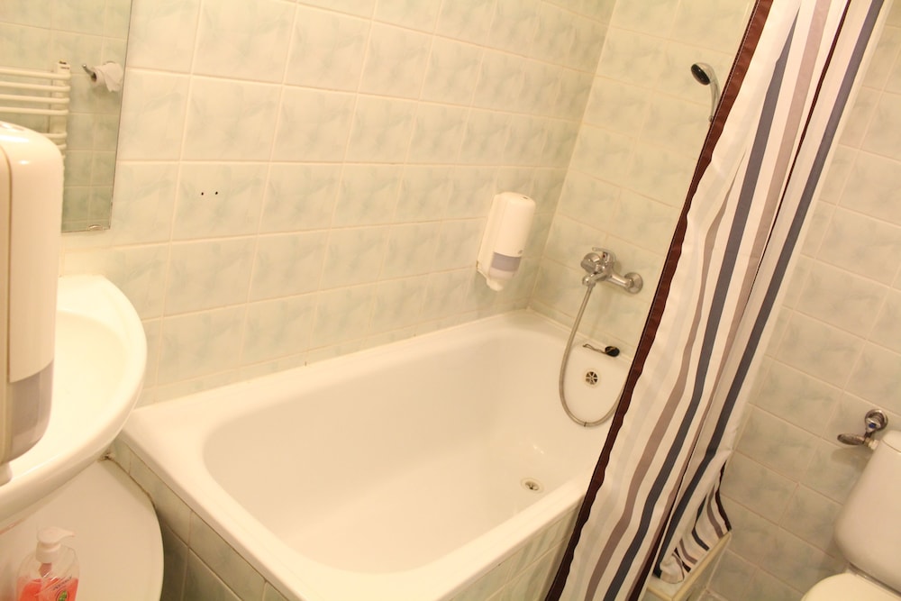 Cracow Old Town Guest House 35/40