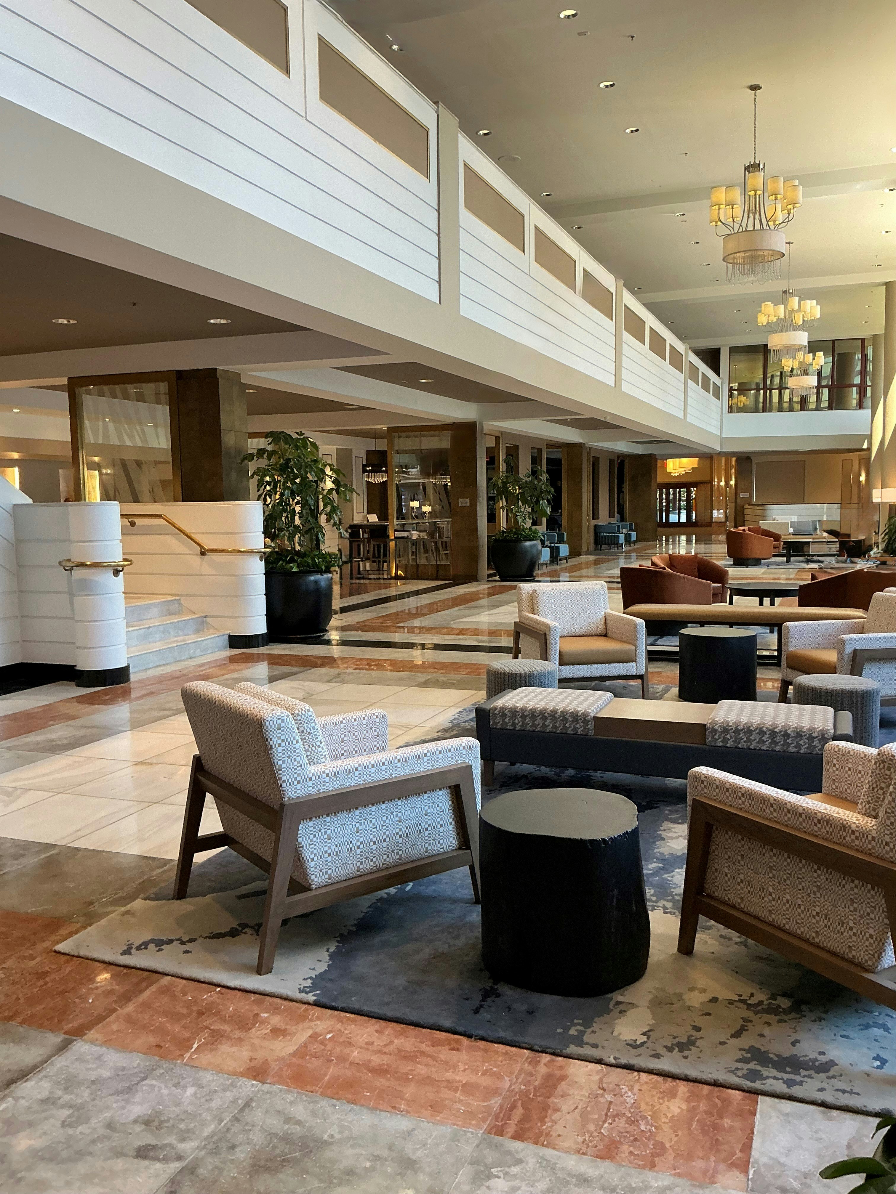 DoubleTree by Hilton New York LaGuardia Airport 23/54