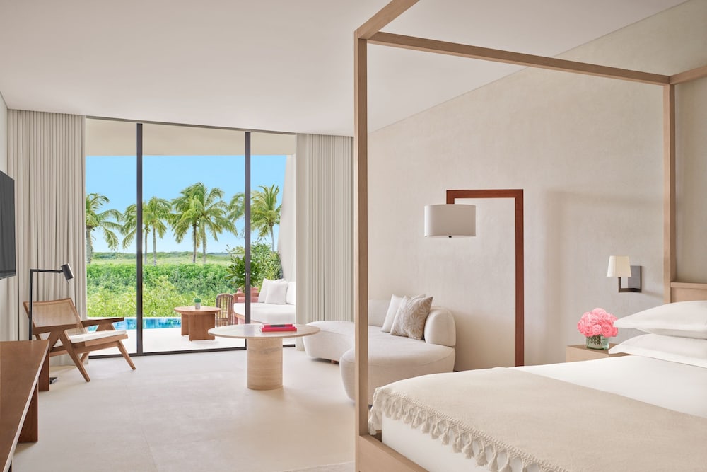 Guest Room, Premier, King Bed, Plunge Pool, Terrace