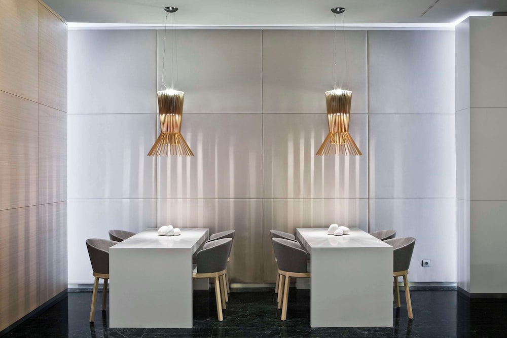 Nh Collection Villa De Bilbao 40/50