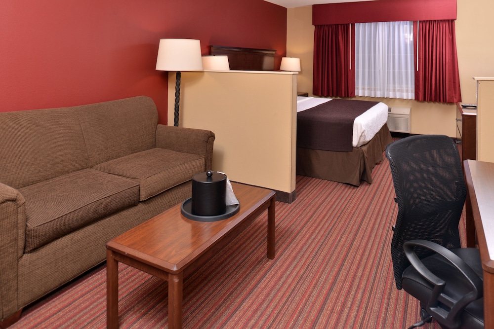 Best Western Woodland Inn 25/39