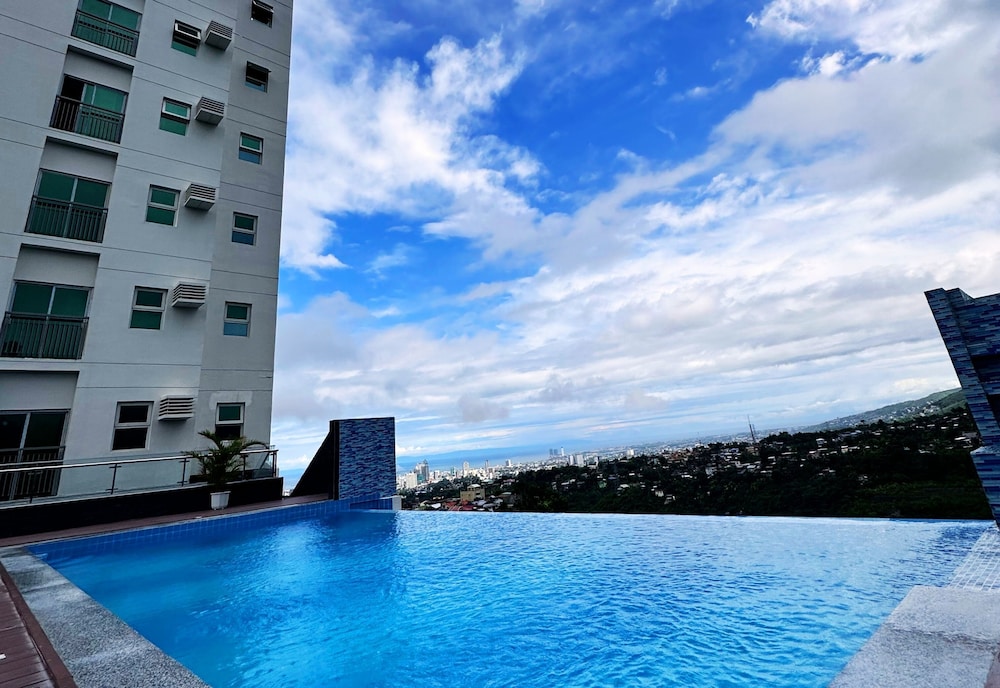 Hayat Sky Towers 7/50