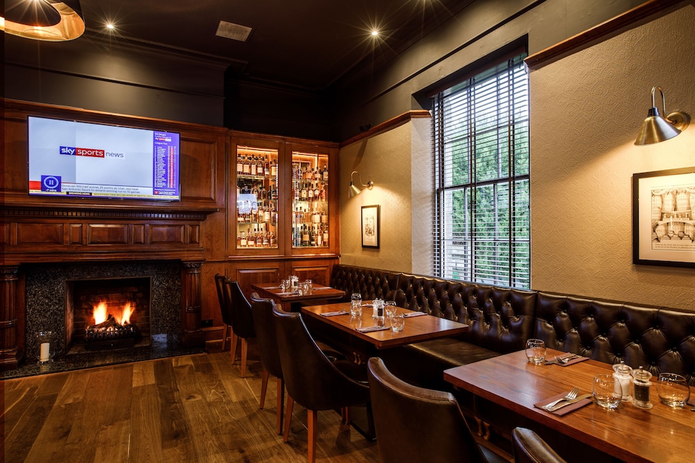 The Ferryhill House Hotel 37/42