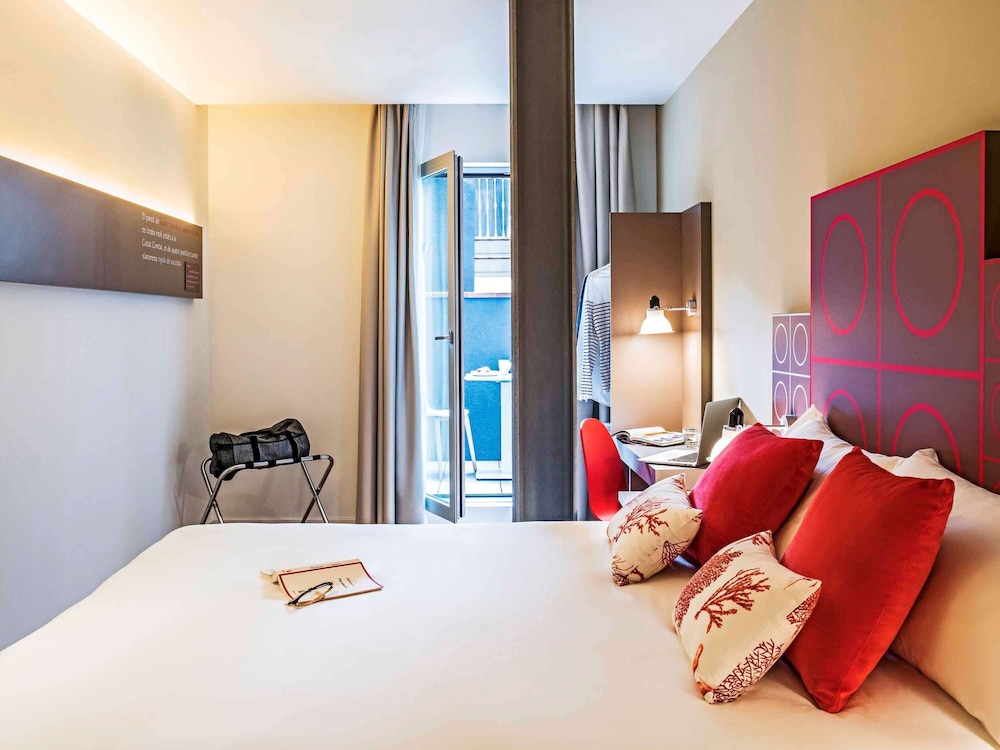 Ibis Styles Barcelona Centre Hotel 32/73