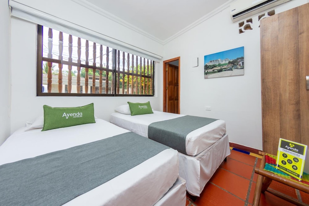 Hotel Ayenda Casa Cano 1805 13/33