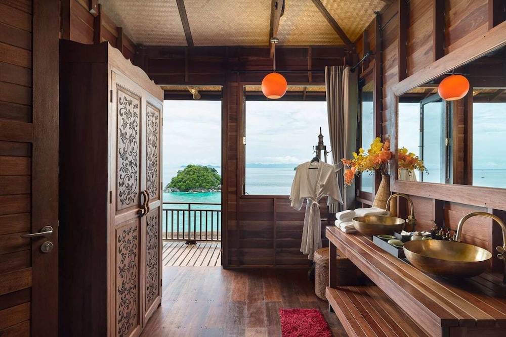 Serendipity Beach Resort Koh Lipe 34/49